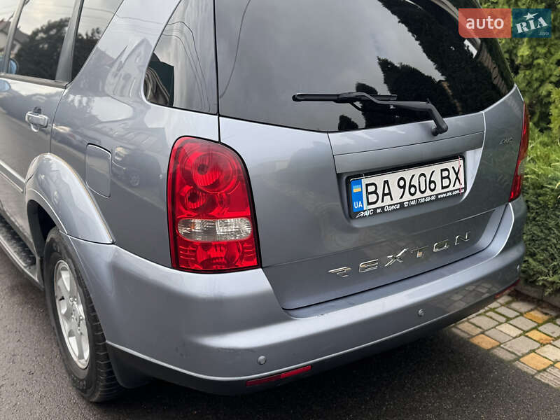 Внедорожник / Кроссовер SsangYong Rexton 2011 в Одессе