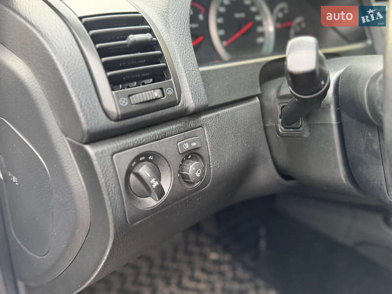 Внедорожник / Кроссовер SsangYong Rexton 2011 в Одессе