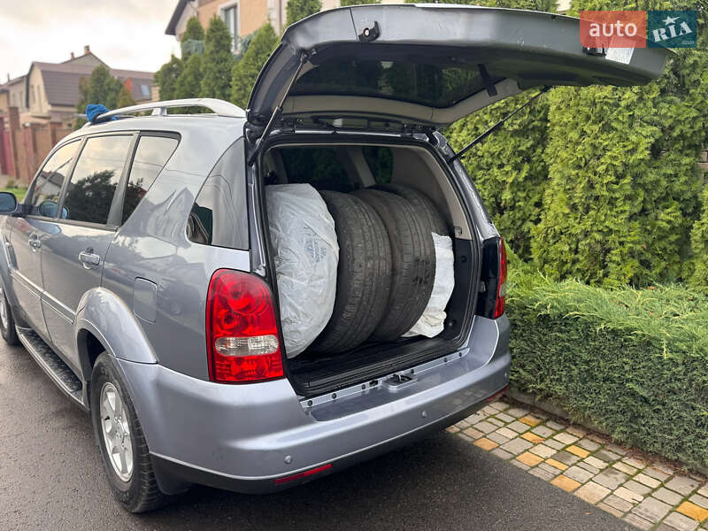 Внедорожник / Кроссовер SsangYong Rexton 2011 в Одессе