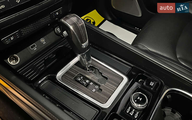 Внедорожник / Кроссовер SsangYong Rexton 2017 в Шептицькому