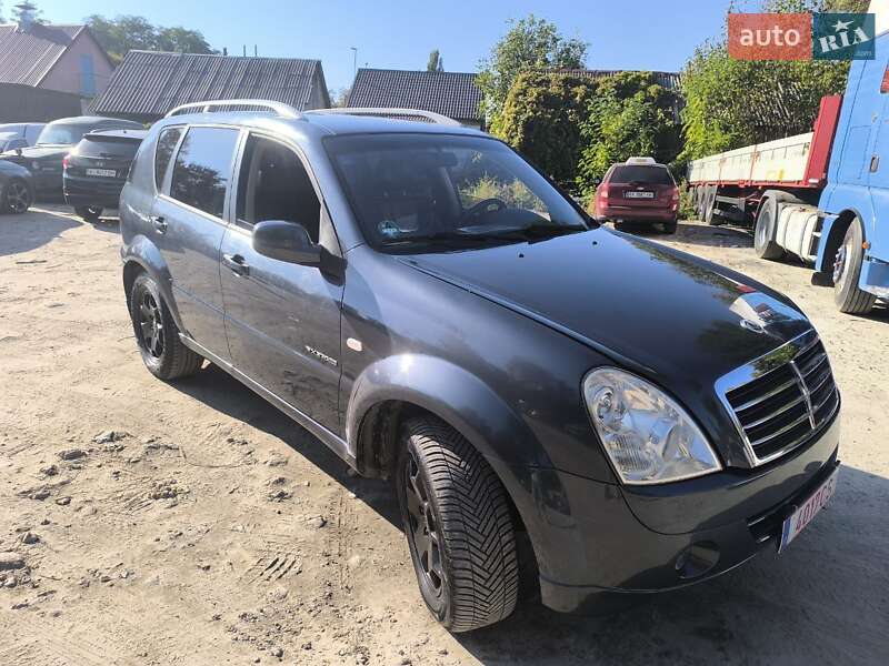 Внедорожник / Кроссовер SsangYong Rexton 2006 в Киеве