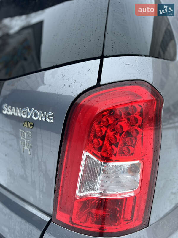 Внедорожник / Кроссовер SsangYong Rexton 2014 в Киеве