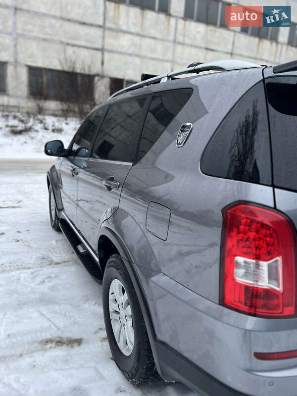 Внедорожник / Кроссовер SsangYong Rexton 2014 в Киеве