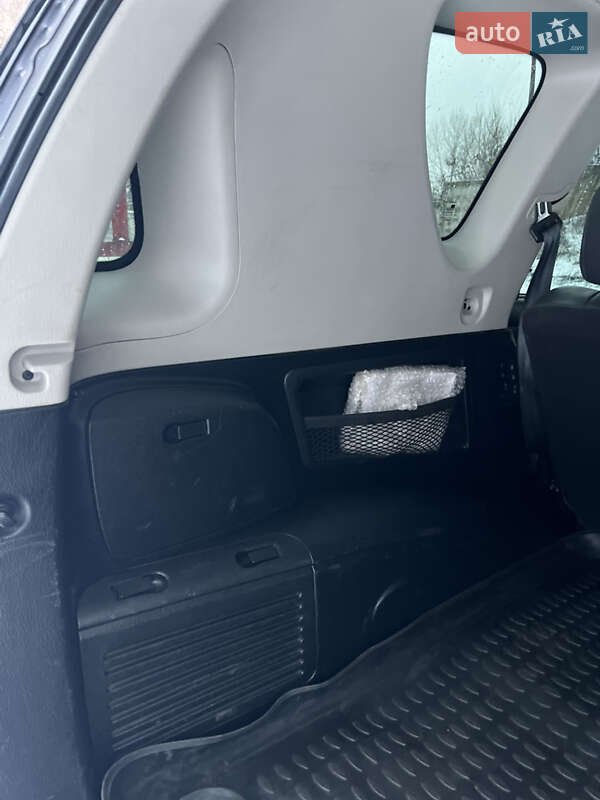 Внедорожник / Кроссовер SsangYong Rexton 2014 в Киеве