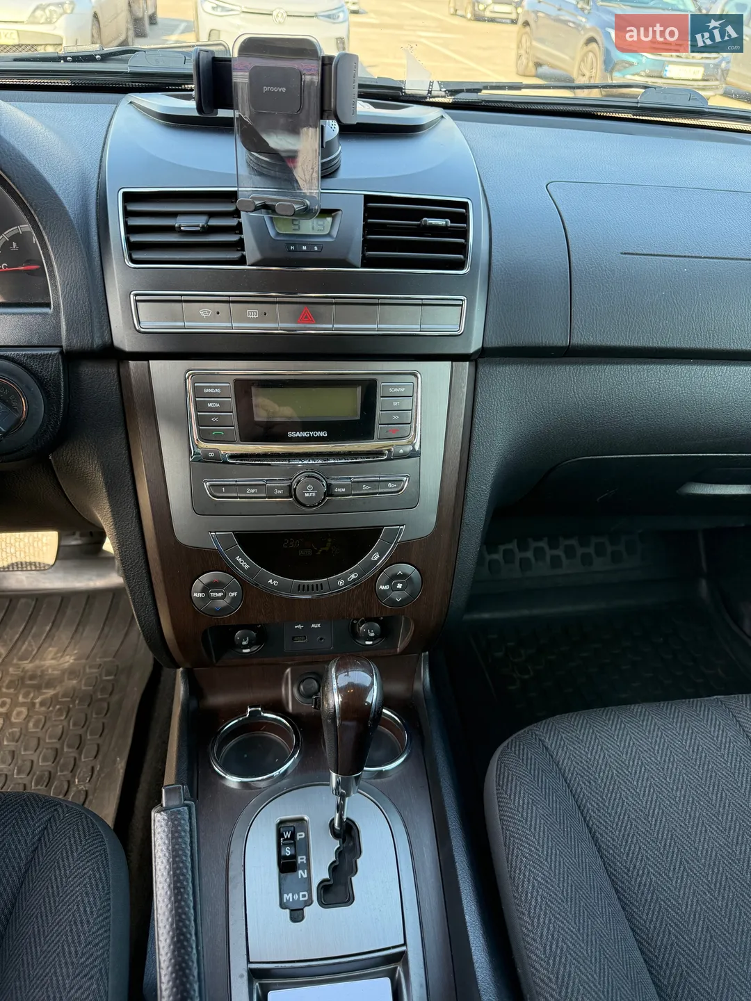 2012 SsangYong Rexton - мініатюра 10
