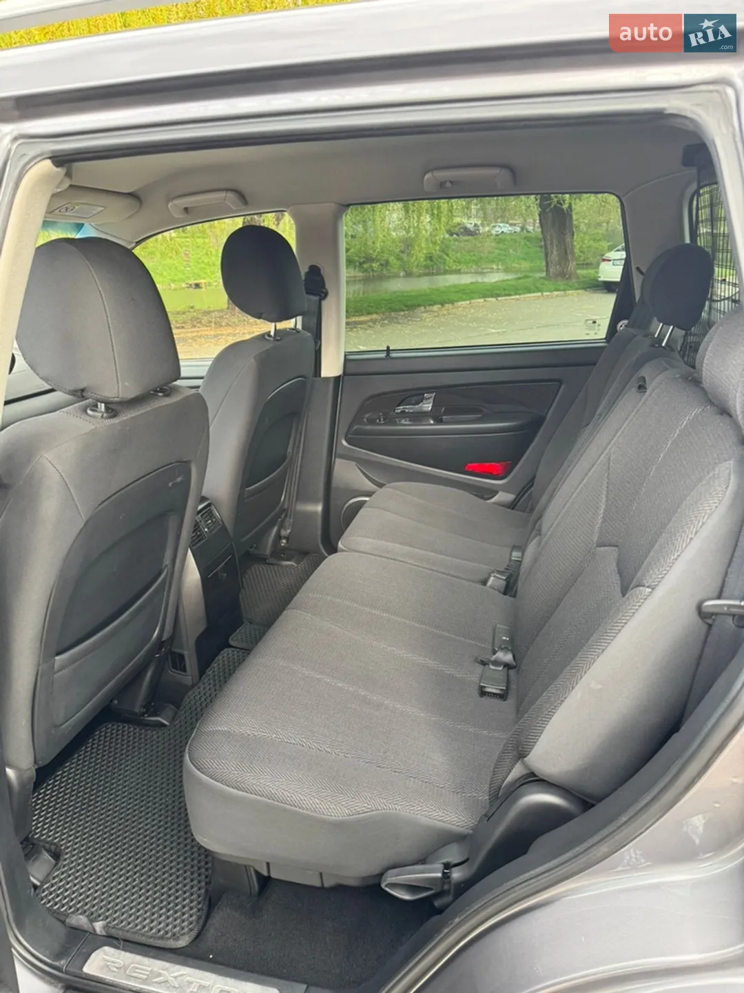 2014 SsangYong Rexton - мініатюра 10
