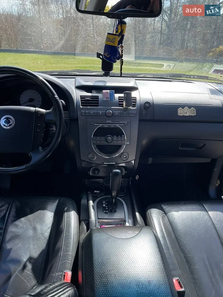 2010 SsangYong Rexton - мініатюра 39