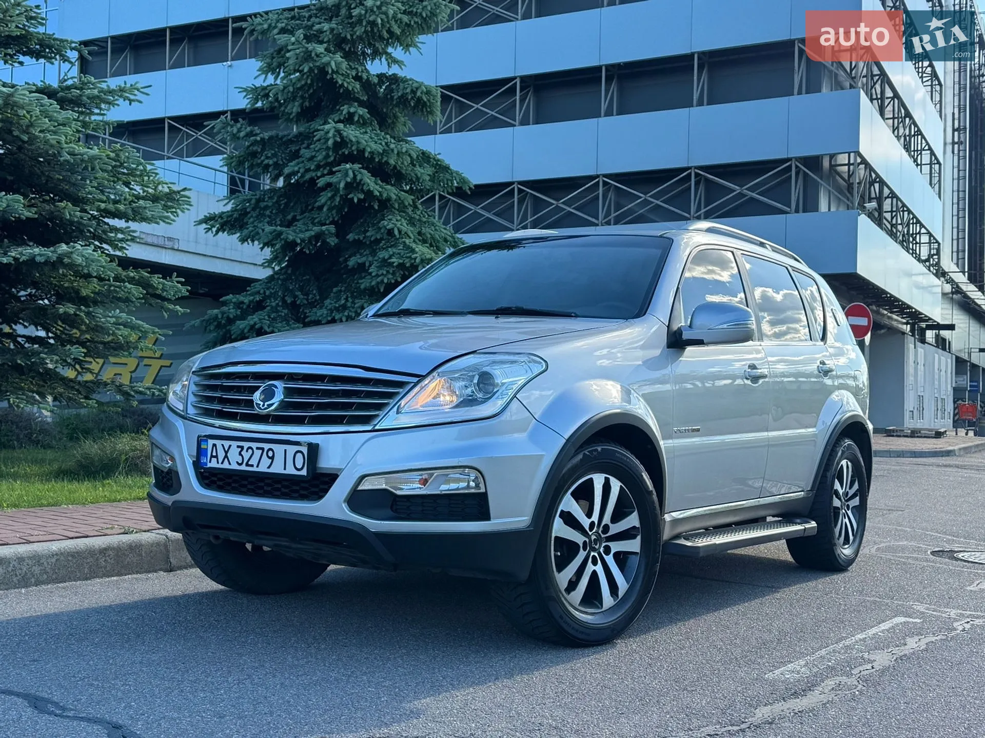 2014 SsangYong Rexton - мініатюра 2