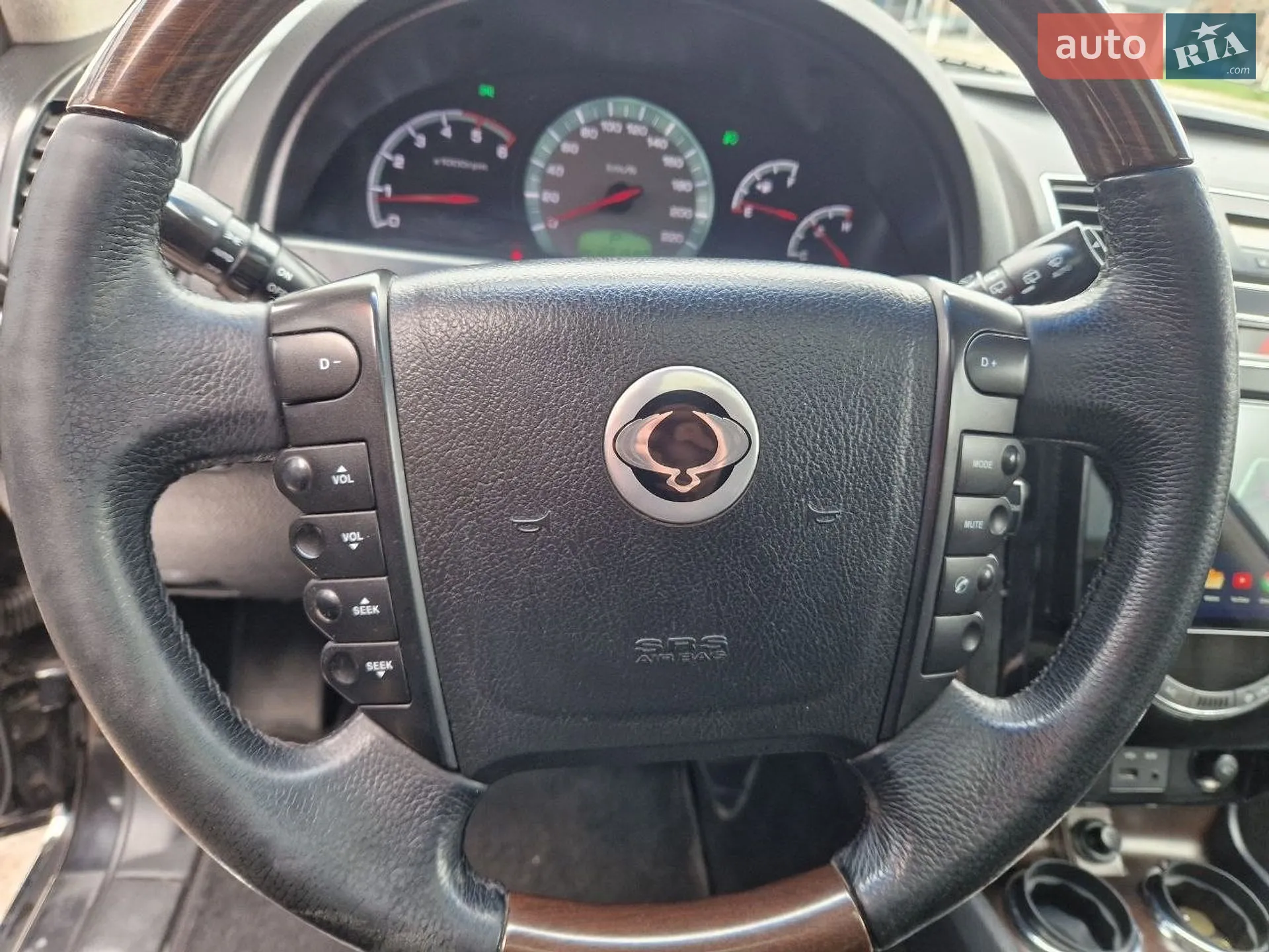 2012 SsangYong Rexton - мініатюра 18