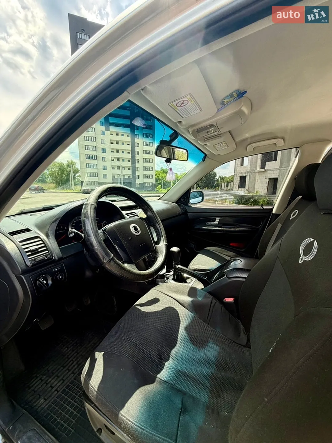 2012 SsangYong Rexton - мініатюра 12