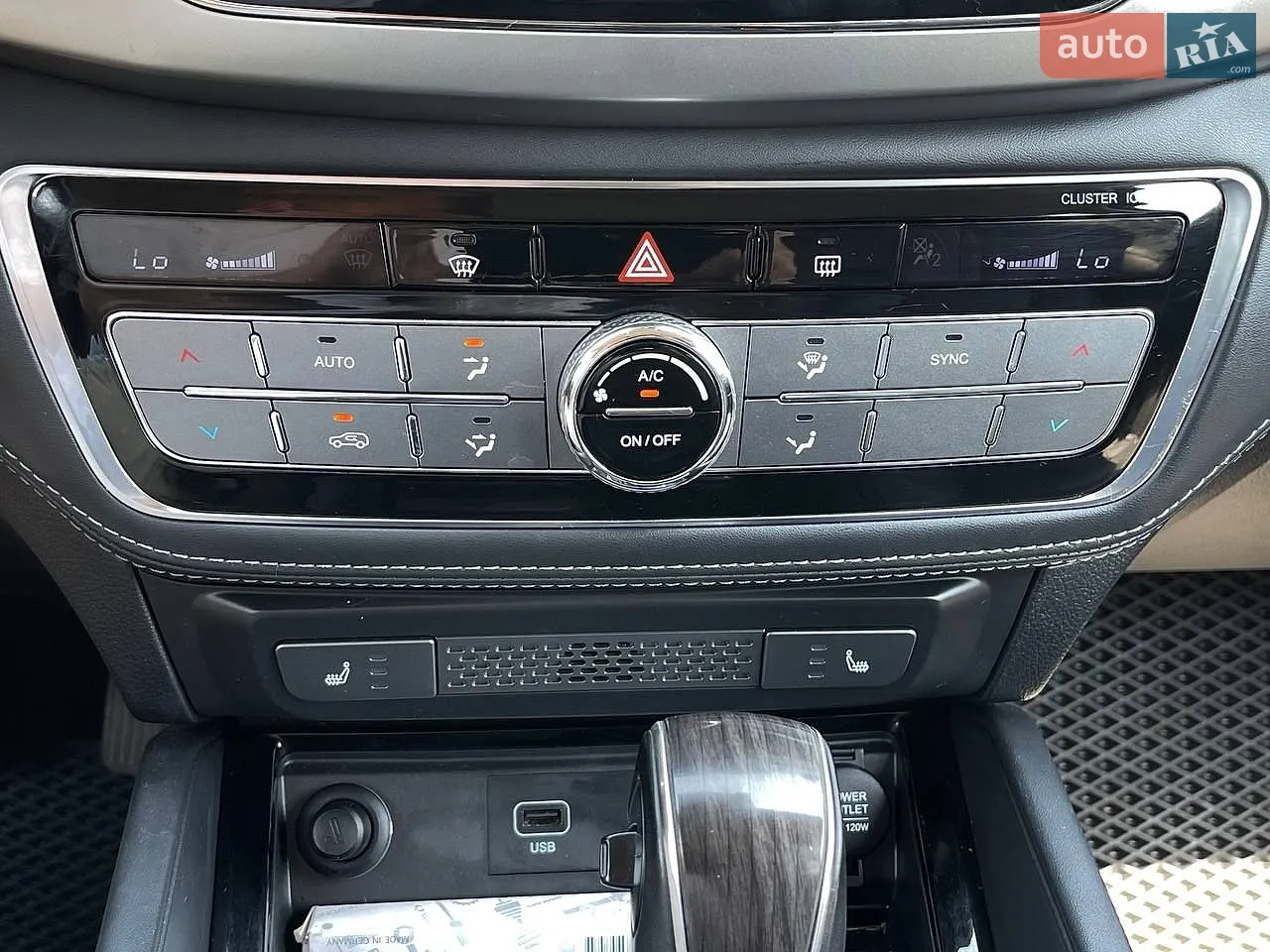 2017 SsangYong Rexton - мініатюра 28