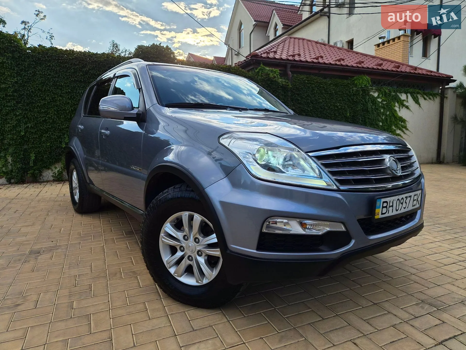 2012 SsangYong Rexton - фото 1