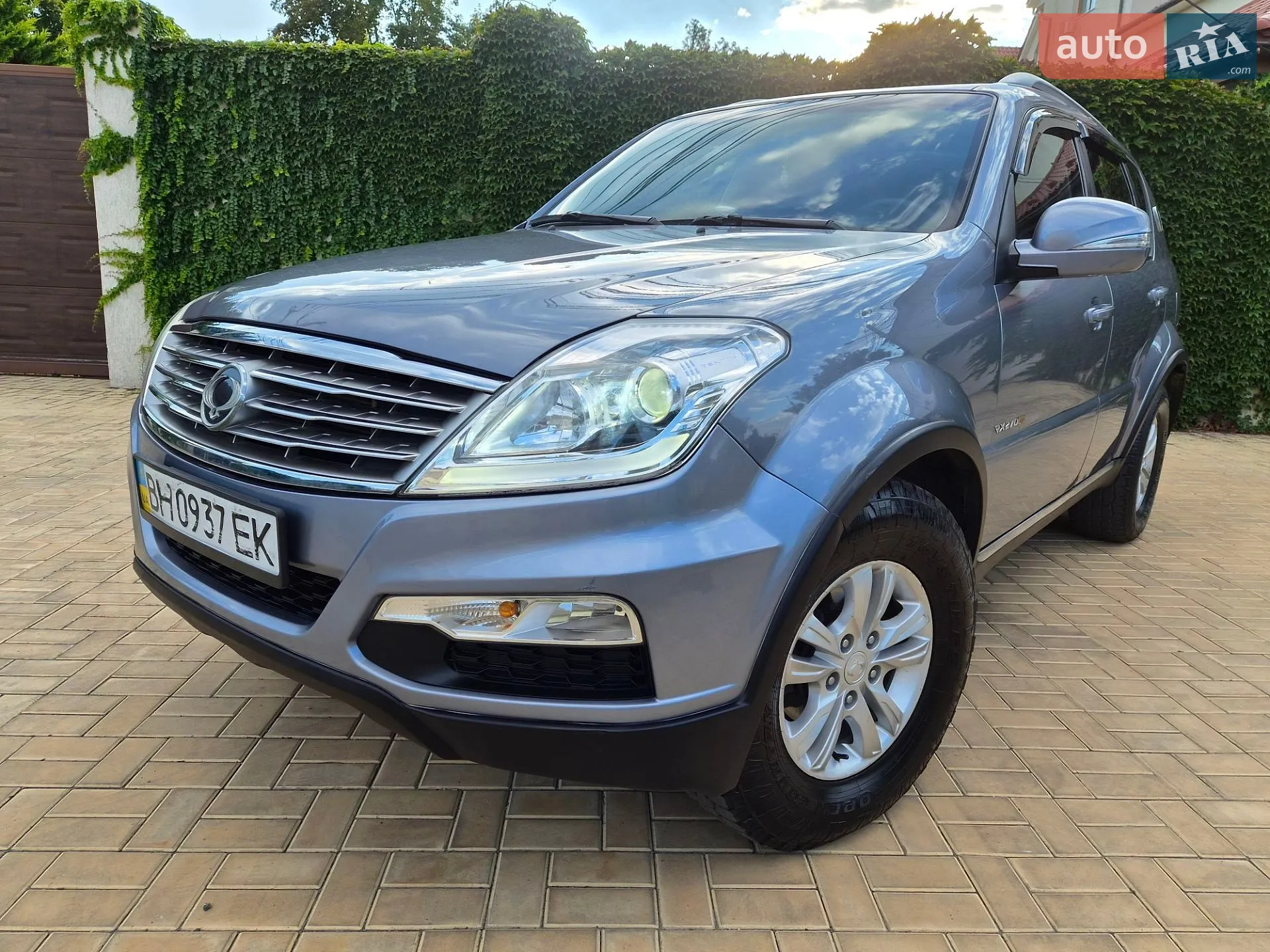 2012 SsangYong Rexton - мініатюра 3