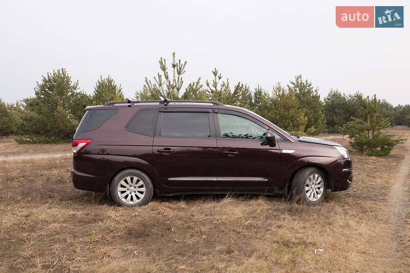 Минивэн SsangYong Rodius 2014 в Славуте фото 4 Минивэн SsangYong Rodius 2014 в Славуте