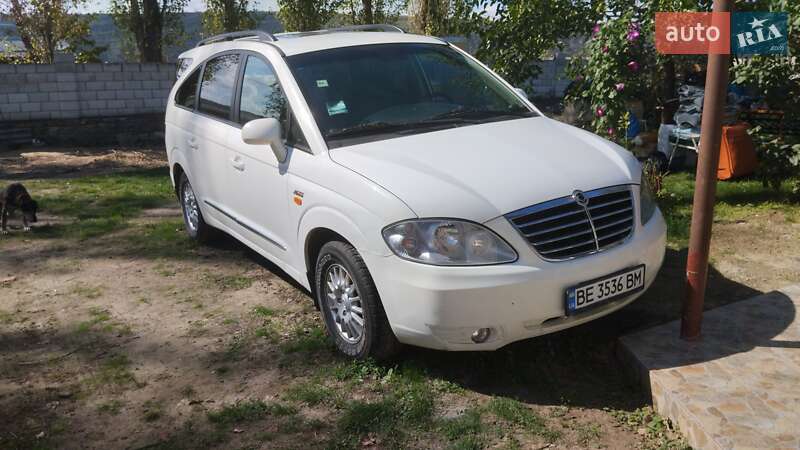Минивэн SsangYong Rodius 2008 в Николаеве