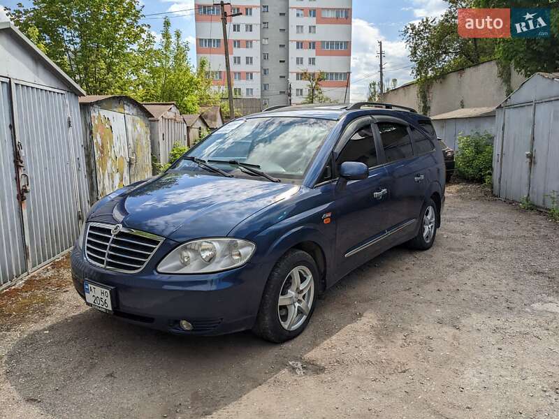 SsangYong Rodius 2008