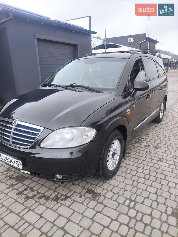 Минивэн SsangYong Rodius 2008 в Львове фото 6 Минивэн SsangYong Rodius 2008 в Львове