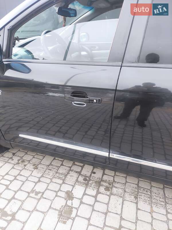 Минивэн SsangYong Rodius 2008 в Львове фото 8 Минивэн SsangYong Rodius 2008 в Львове