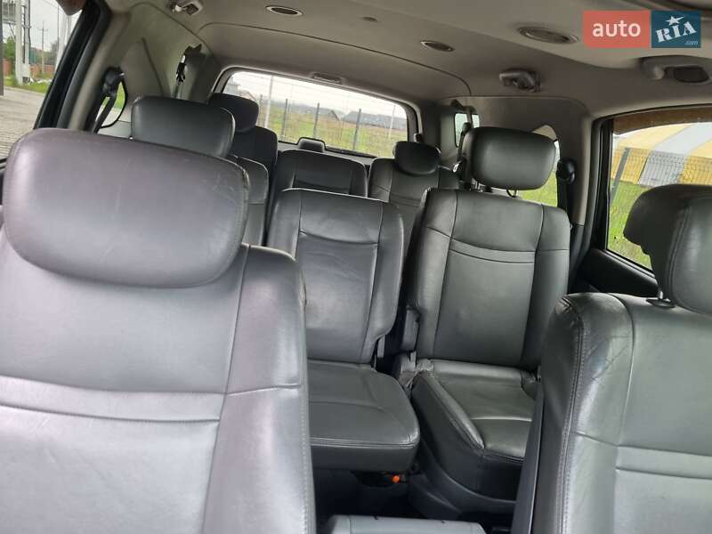 Минивэн SsangYong Rodius 2008 в Львове