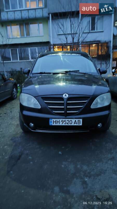 Мінівен SsangYong Rodius 2005 в Білгороді-Дністровському