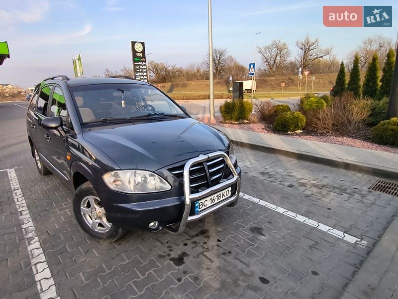 SsangYong Rodius 2006