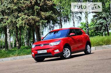 Внедорожник / Кроссовер SsangYong Tivoli 2016 в Житомире