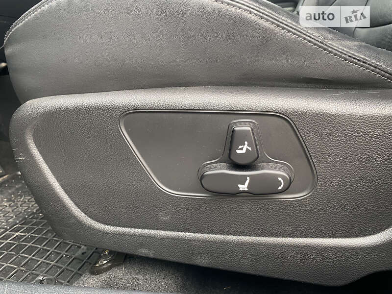 Внедорожник / Кроссовер SsangYong Tivoli 2015 в Львове фото 27 Внедорожник / Кроссовер SsangYong Tivoli 2015 в Львове