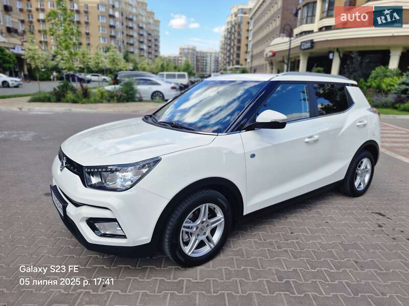 Внедорожник / Кроссовер SsangYong Tivoli 2018 в Софиевской Борщаговке