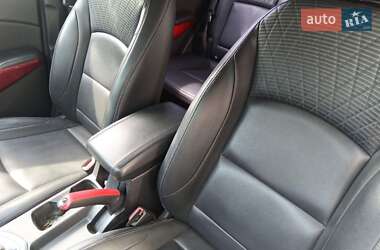 Позашляховик / Кросовер SsangYong Tivoli 2017 в 