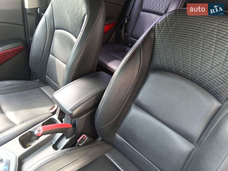 Внедорожник / Кроссовер SsangYong Tivoli 2017 в Черкассах фото 33 Внедорожник / Кроссовер SsangYong Tivoli 2017 в Черкассах