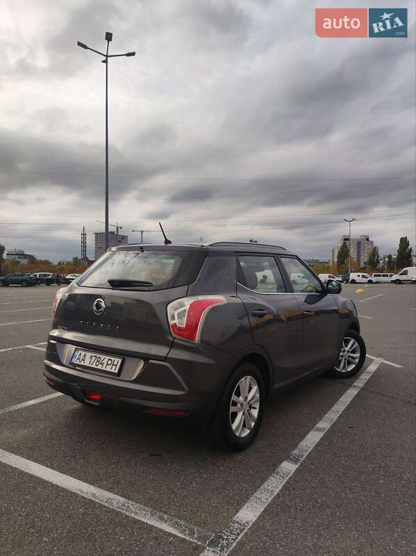 Позашляховик / Кросовер SsangYong Tivoli 2016 в Києві