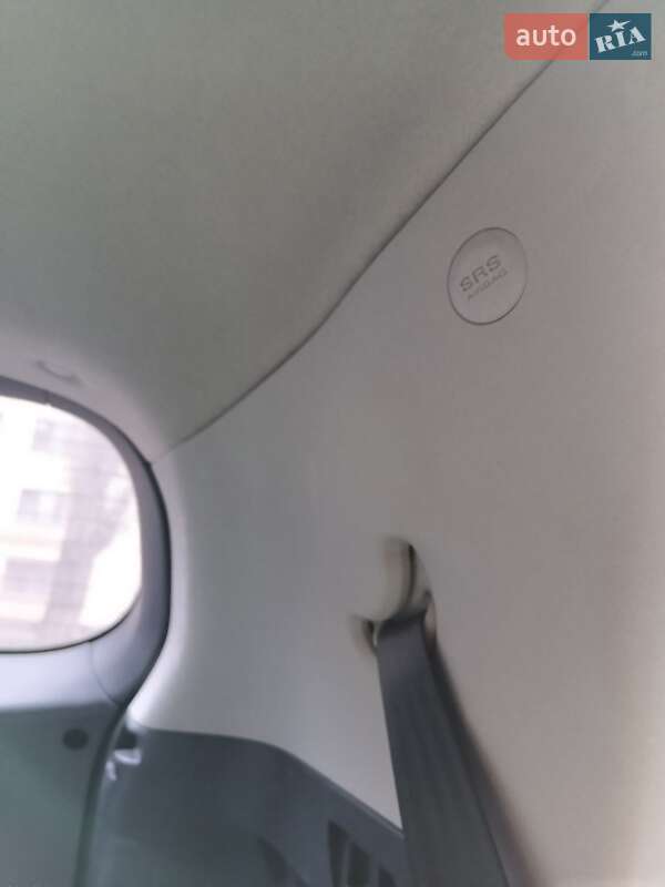 Внедорожник / Кроссовер SsangYong Tivoli 2017 в Черкассах