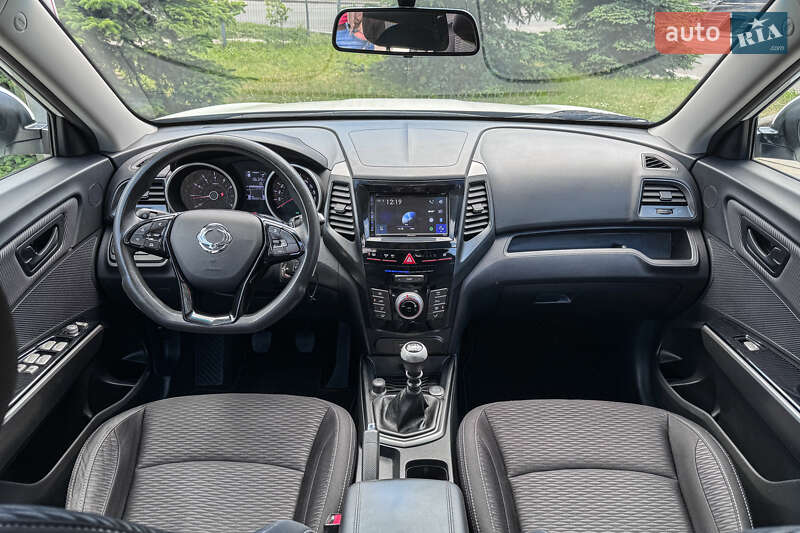 Позашляховик / Кросовер SsangYong XLV 2017 в Львові