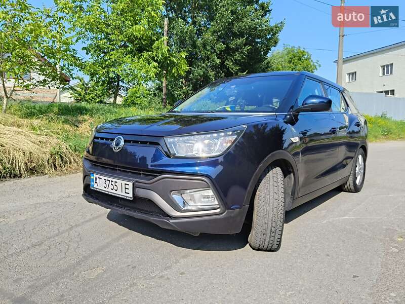 Внедорожник / Кроссовер SsangYong XLV 2016 в Ивано-Франковске