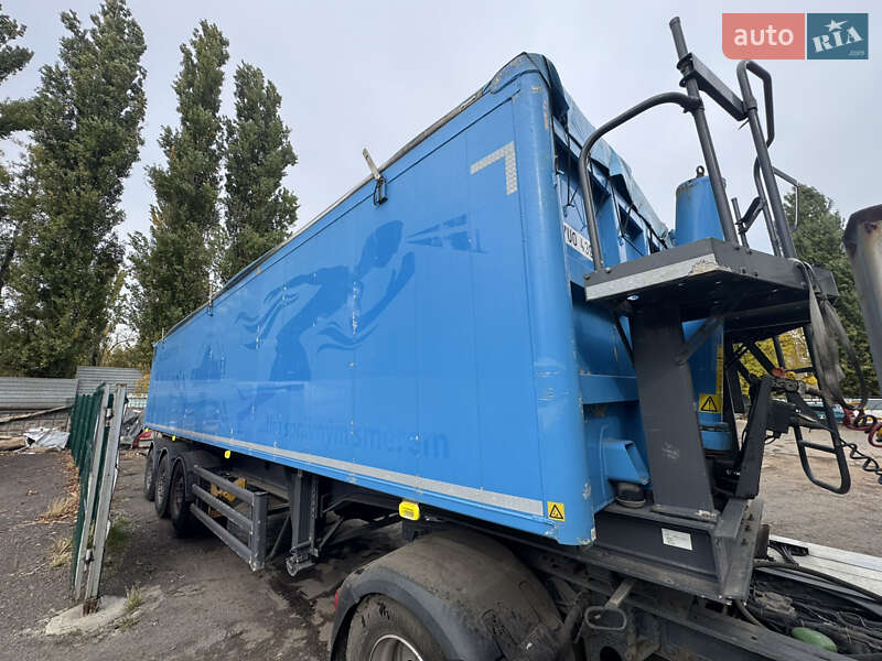 Зерновоз - напівпричіп STAS S 300CX 2014 в Кривому Розі