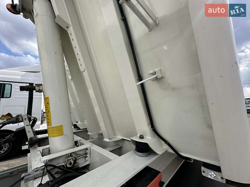 Самоскид напівпричіп STAS S 300CX 2015 в Умані