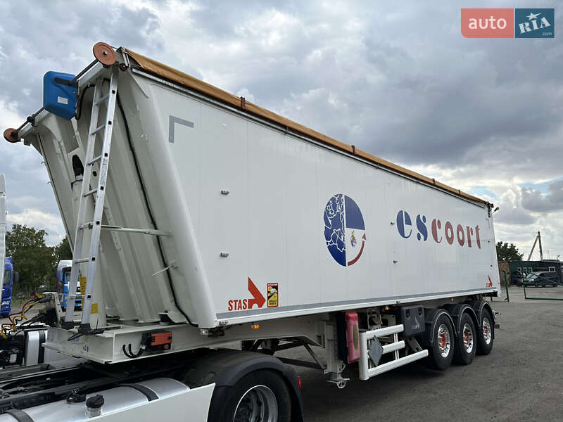 Самоскид напівпричіп STAS S 300CX 2015 в Умані