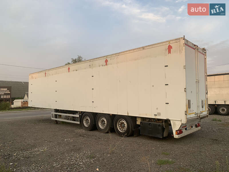 Зерновоз - полуприцеп STAS S300 2011 в Хусте