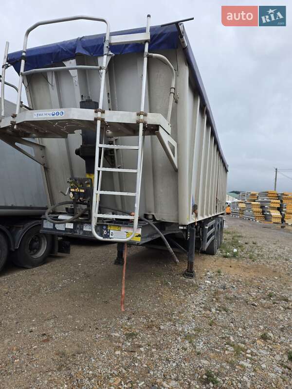 Зерновоз - полуприцеп STAS S300 2010 в Одессе