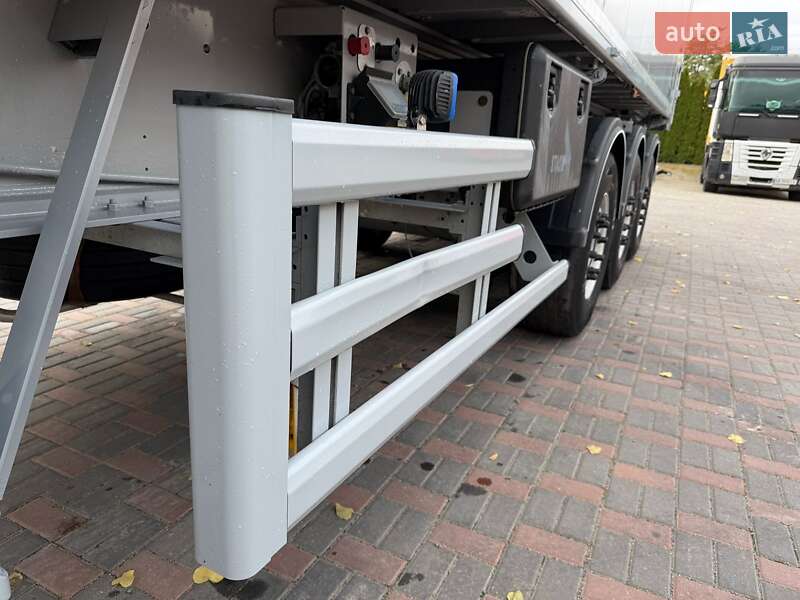 Самосвал полуприцеп STAS S300 2015 в Виннице