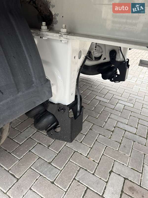 Зерновоз - полуприцеп STAS S300 2016 в Виннице