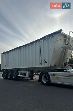 Самоскид напівпричіп STAS S339CX 2005 в 