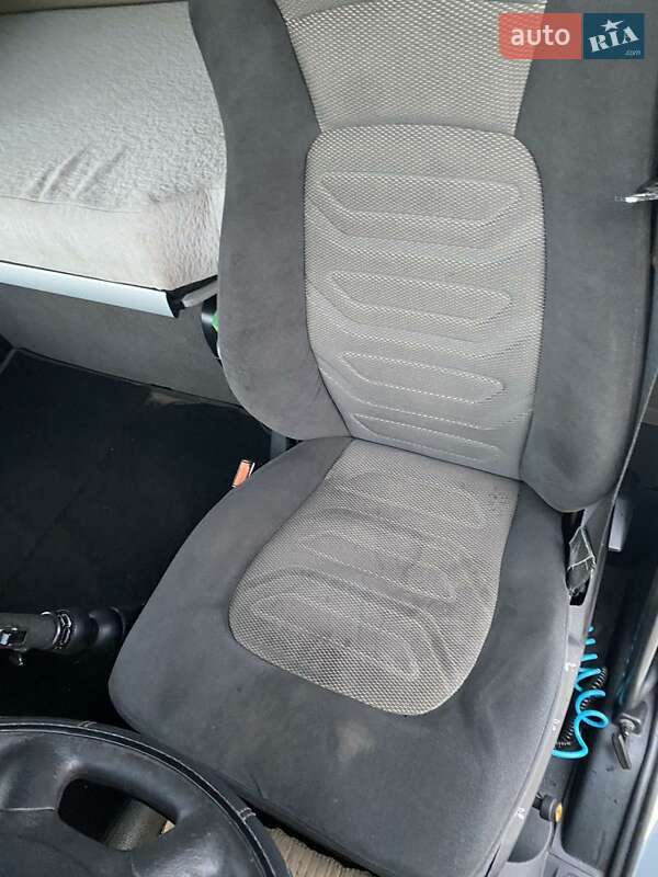 Зерновоз - напівпричіп STAS S3 2002 в Вінниці