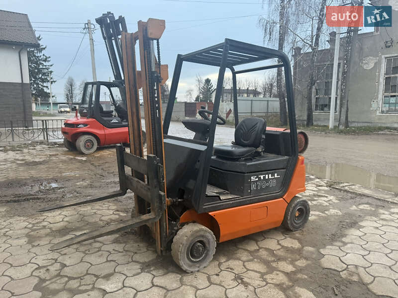 Вилочный погрузчик Still RX 70-16T 2000 в Чемеровцах