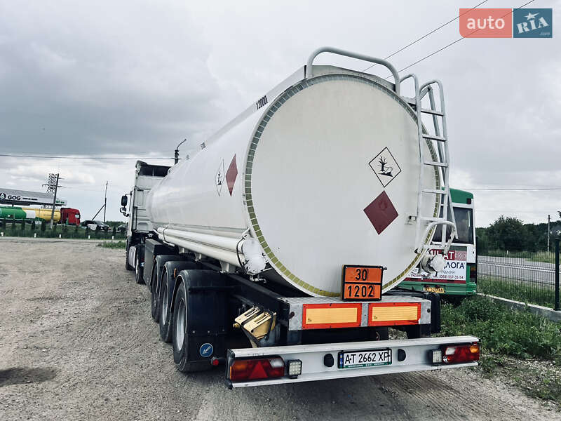 Цистерна полуприцеп Stokota 3NC38 2002 в Коломые фото 3 Цистерна полуприцеп Stokota 3NC38 2002 в Коломые