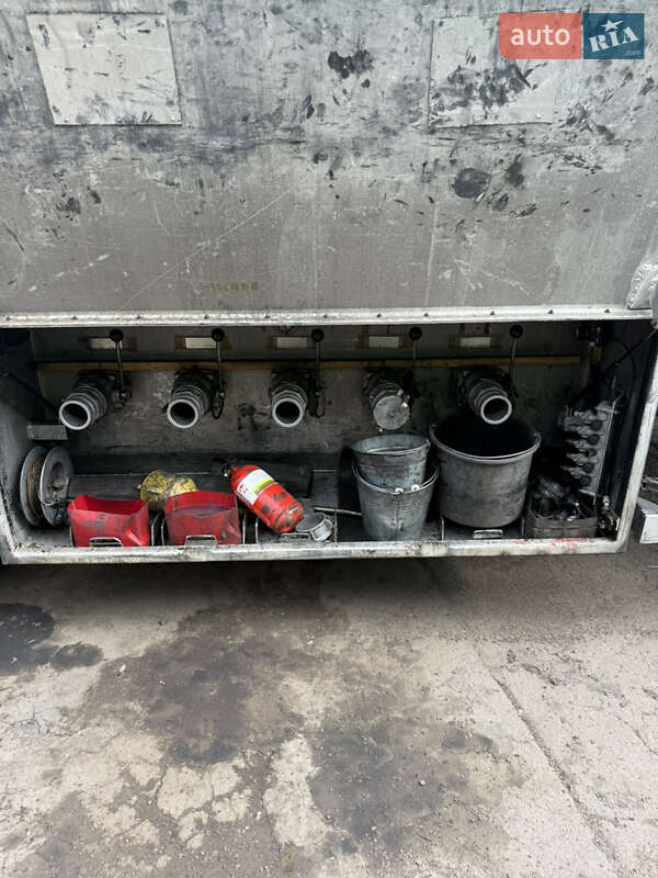 Цистерна напівпричіп Stokota 3NC38 2006 в Києві