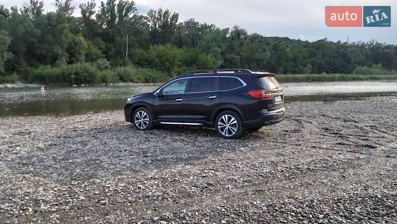 Внедорожник / Кроссовер Subaru Ascent 2018 в Хмельницком