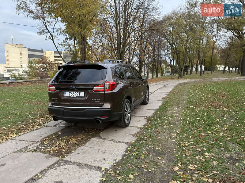 Внедорожник / Кроссовер Subaru Ascent 2018 в Днепре