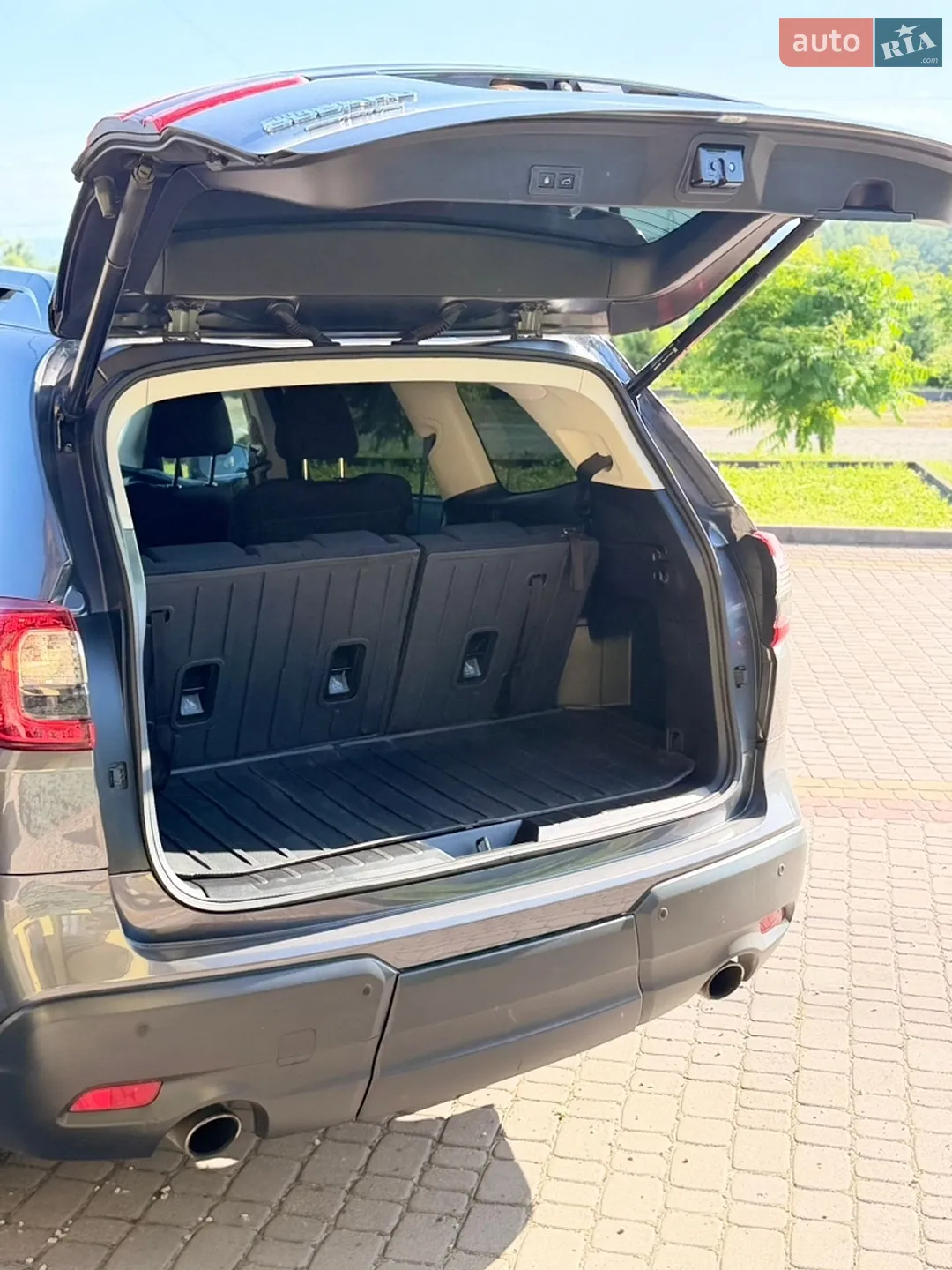 2022 Subaru Ascent - мініатюра 10