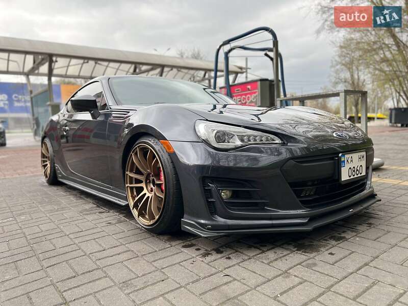 Купе Subaru BRZ 2017 в 